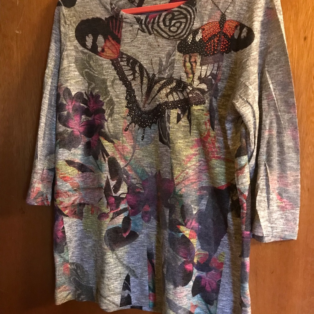Studio Gem ladies butterfly top